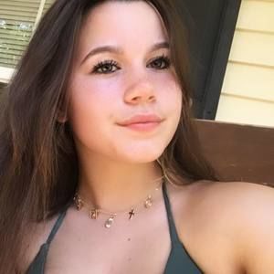 Meet your Posher, Savannah